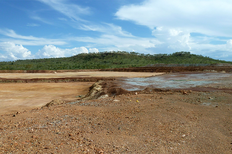On-site looking east across the tailings dam (2013) On-site looking east across the tailings dam (2013)